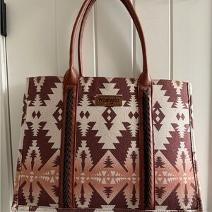 Wrangler Southwest Tote in Brown and Cream